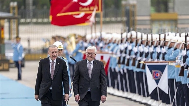 Steinmeier'in Türkiye ziyaretinin Alman firmaların yatırım kararlarına olumlu yansıması bekleniyor